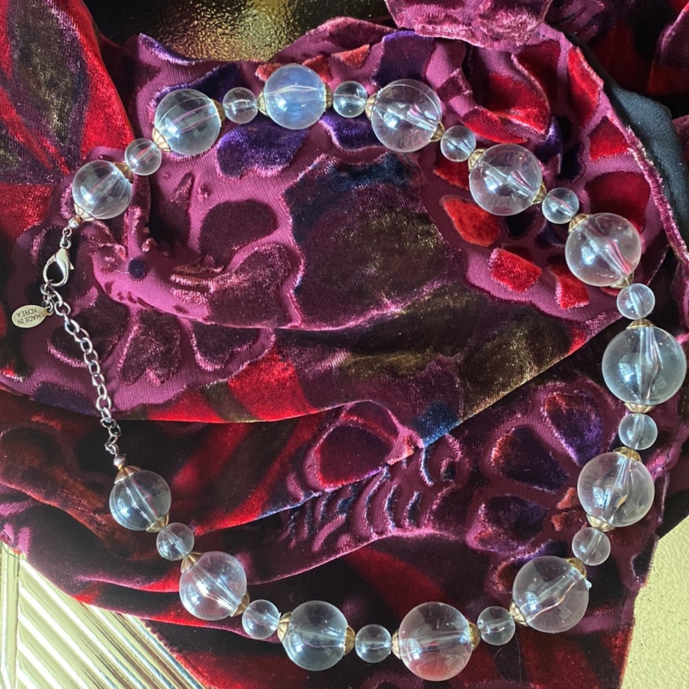 Robert Rose stunning Necklace with round clear beads.